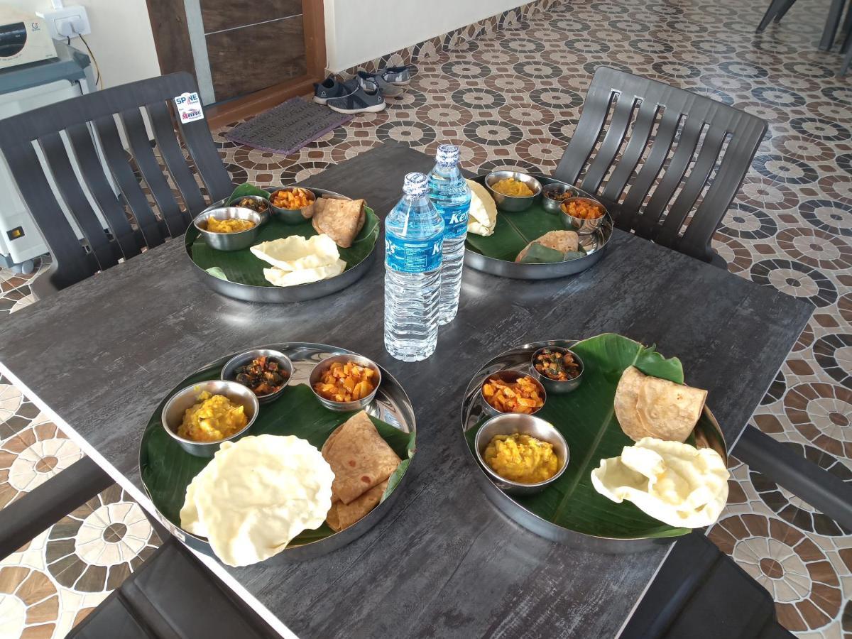 Krishna Homestay Hampi Extérieur photo